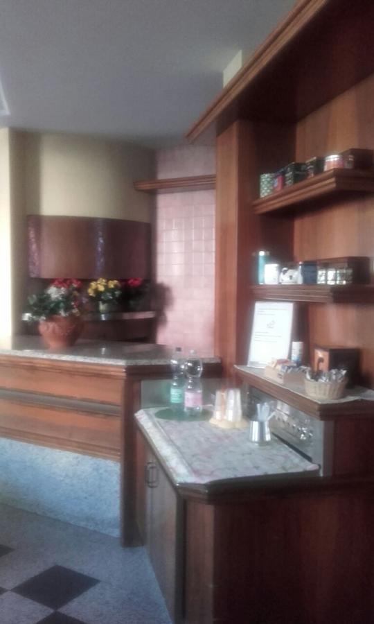 Hotel Treviglio Esterno foto