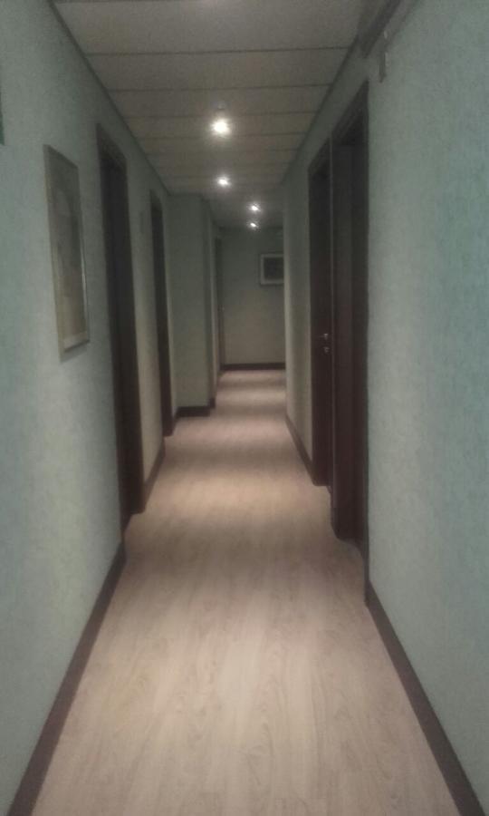Hotel Treviglio Esterno foto